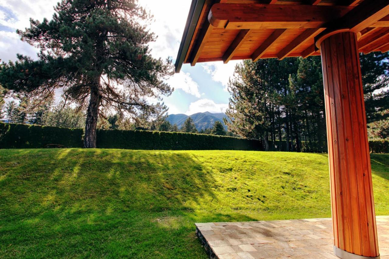 Villa Four Seasons Razlog Eksteriør billede