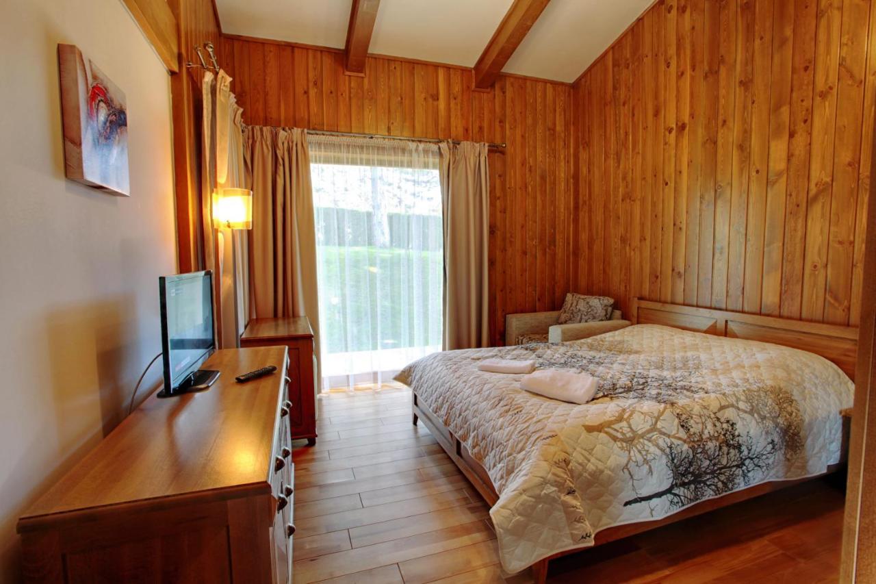 Villa Four Seasons Razlog Eksteriør billede