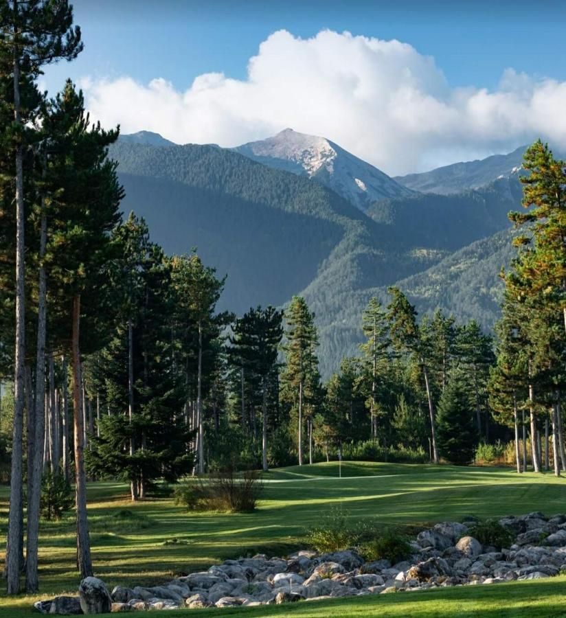 Villa Four Seasons Razlog Eksteriør billede